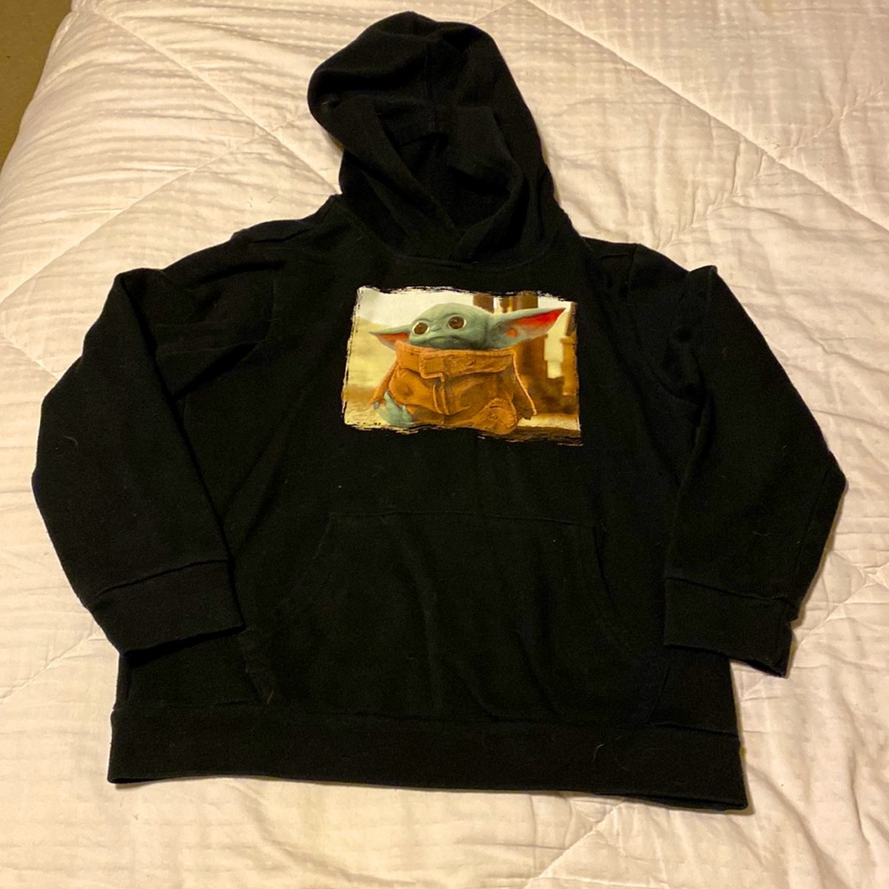 Old Navy Star Wars Baby Yoda Hooded Sweater Kids Size Medium